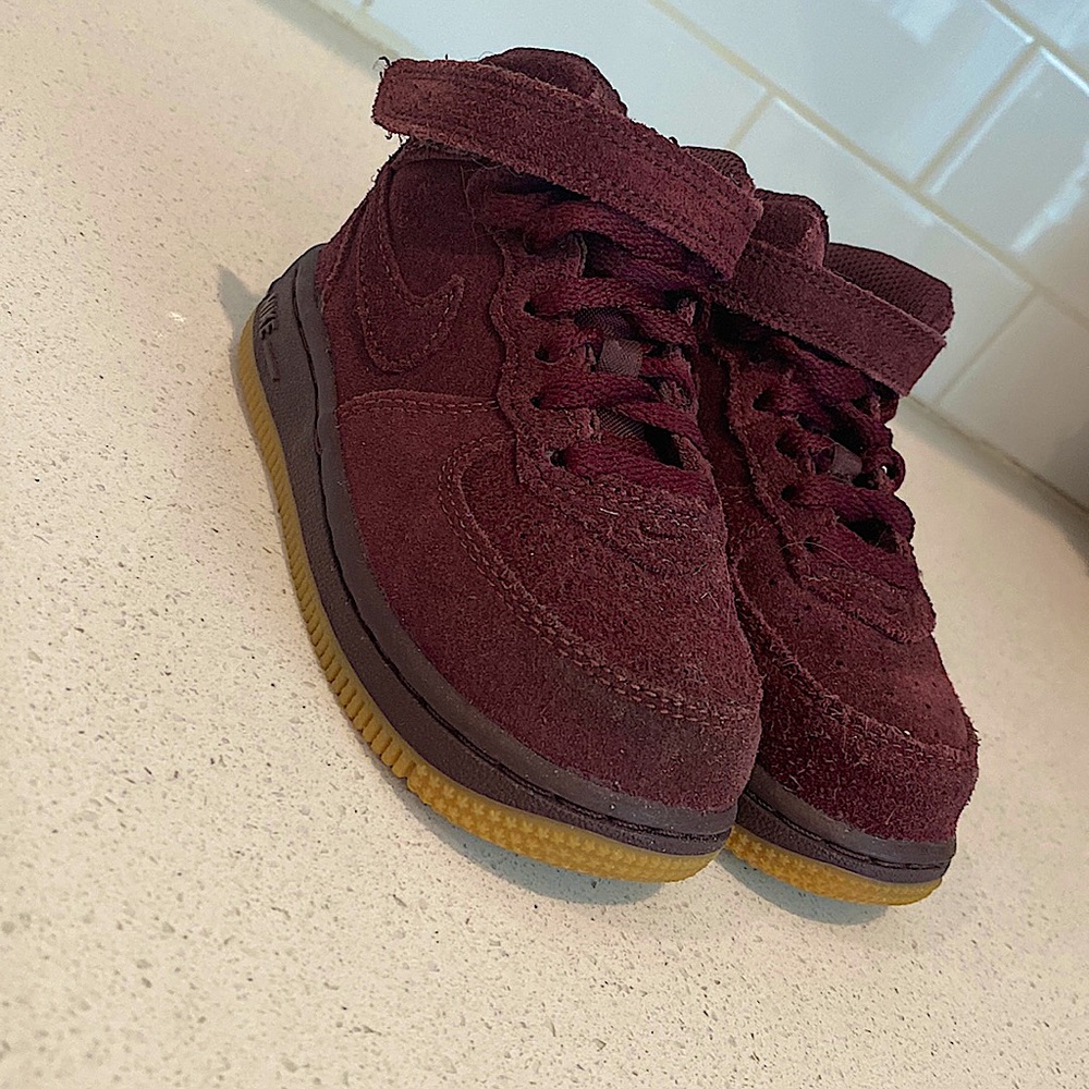Nike Air Force 1 Mid Burgundy Crush Suede Sneakers Size 7C US